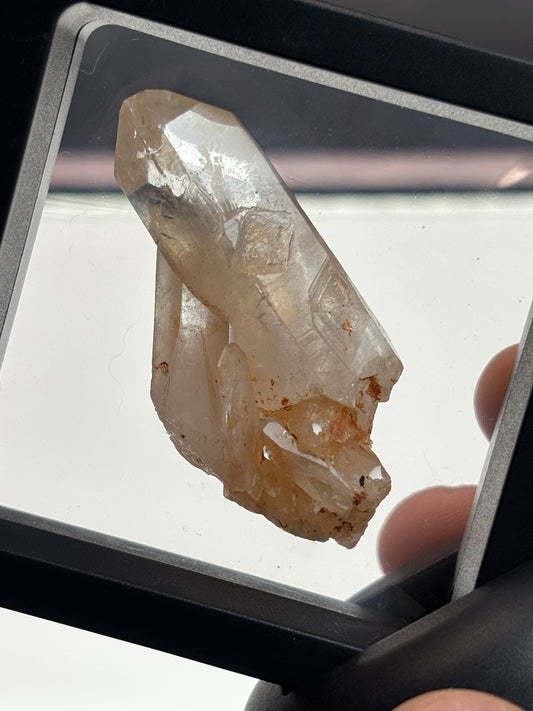 Quartz Cluster! 2.5” Display