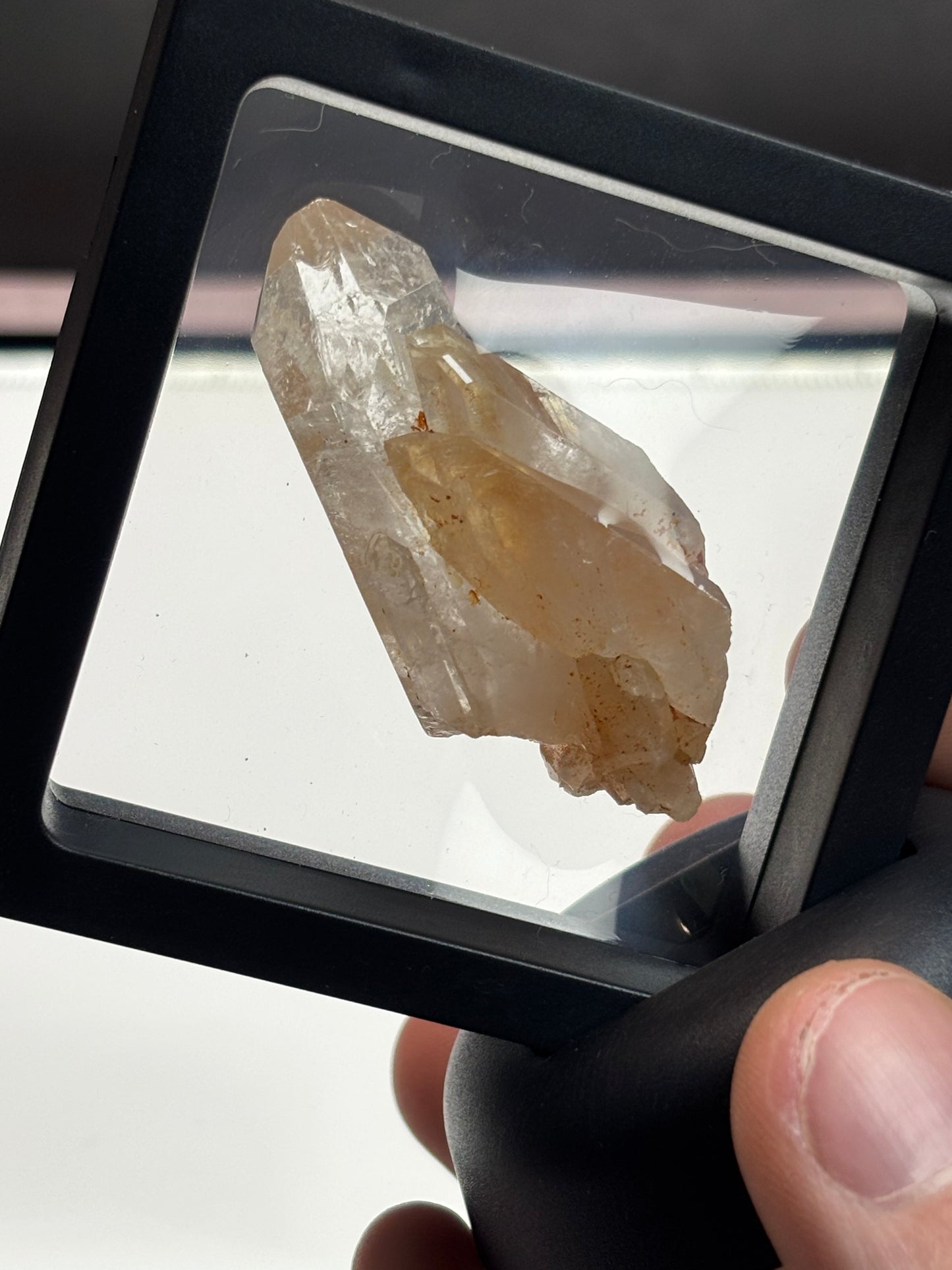 Quartz Cluster! 2.5” Display